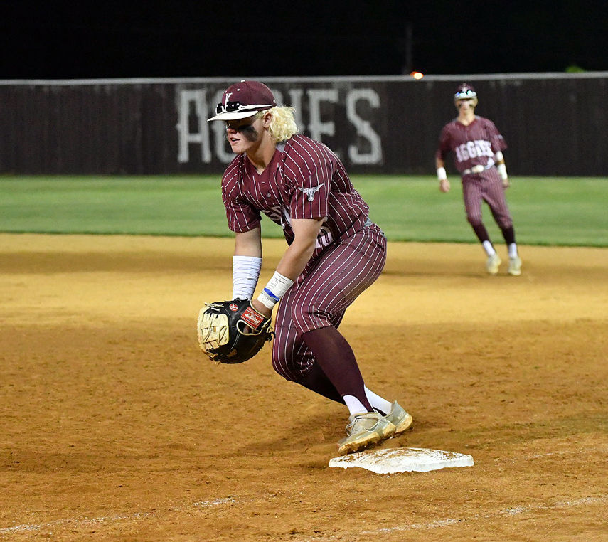 Aggies win 2-0 at home, sweep Senatobia